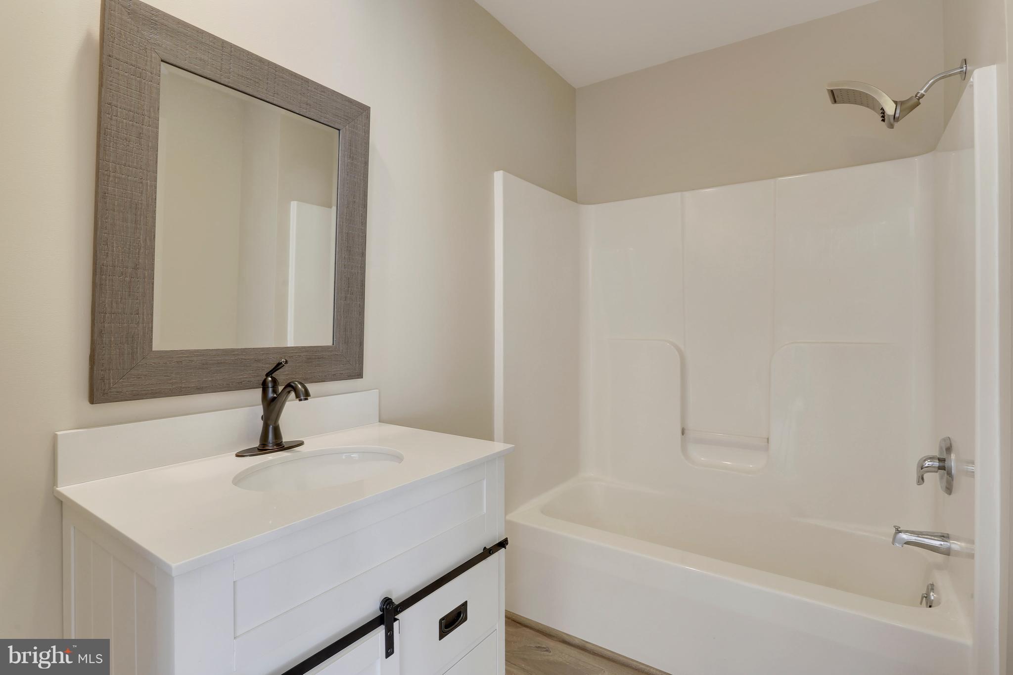 6901 Campbell Hill Road Hurlock, MD 21643 - Photo 10 of 28 Bath (Master)
