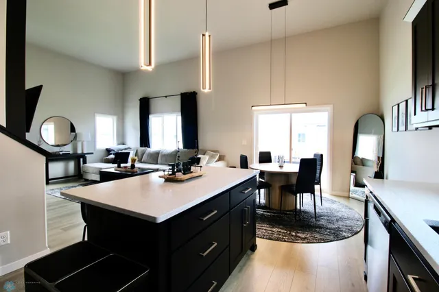 $355,000 | 6737 71st Avenue South, Horace, ND 58047