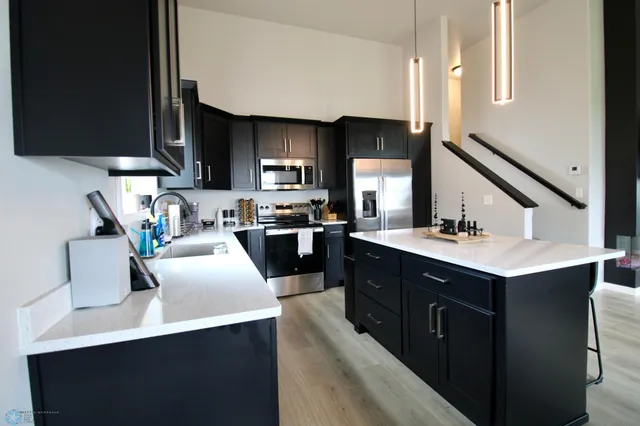 $355,000 | 6737 71st Avenue South, Horace, ND 58047