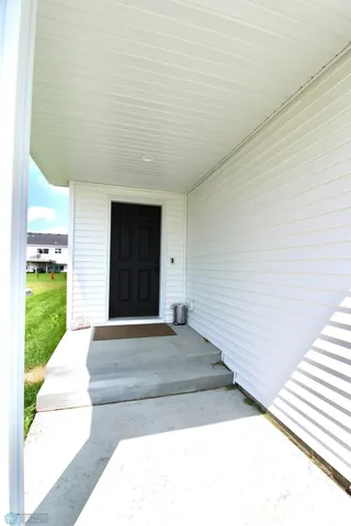 $355,000 | 6737 71st Avenue South, Horace, ND 58047