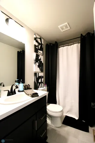 $355,000 | 6737 71st Avenue South, Horace, ND 58047