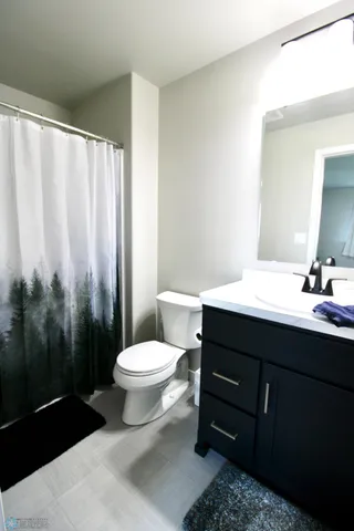 $355,000 | 6737 71st Avenue South, Horace, ND 58047