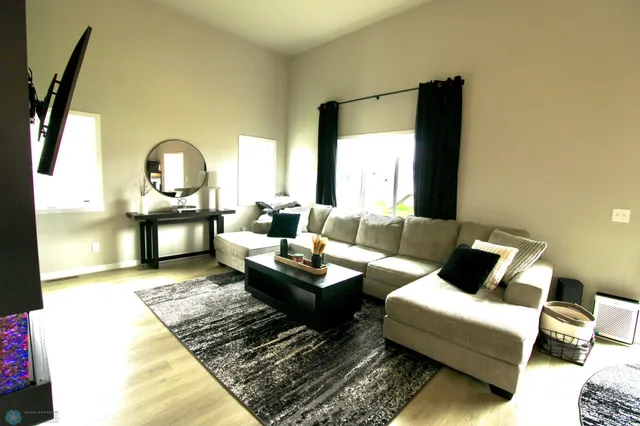 $355,000 | 6737 71st Avenue South, Horace, ND 58047