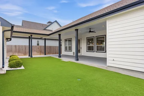$625,000 | 1009 Scenic Drive, Georgetown, TX 78626