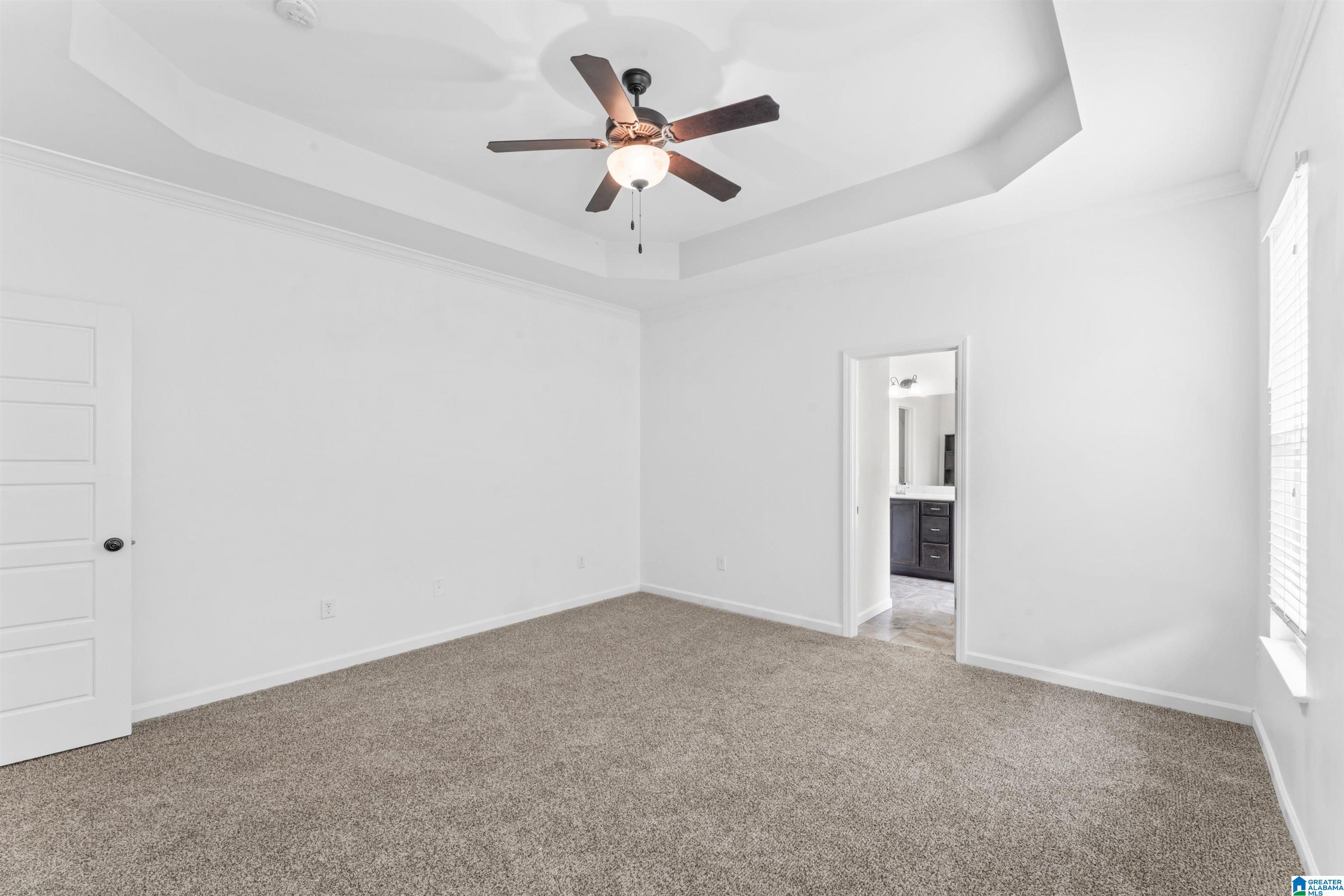 2043 Kerry Circle Calera, AL 35040 - Photo 17 of 38