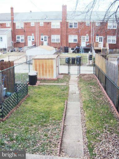 1905 Penhall Road Baltimore, MD 21222 - Photo 11 of 12 Rear Yard