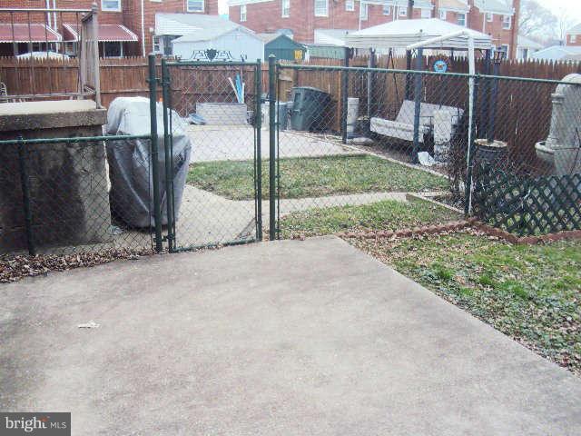 1905 Penhall Road Baltimore, MD 21222 - Photo 10 of 12 Patio