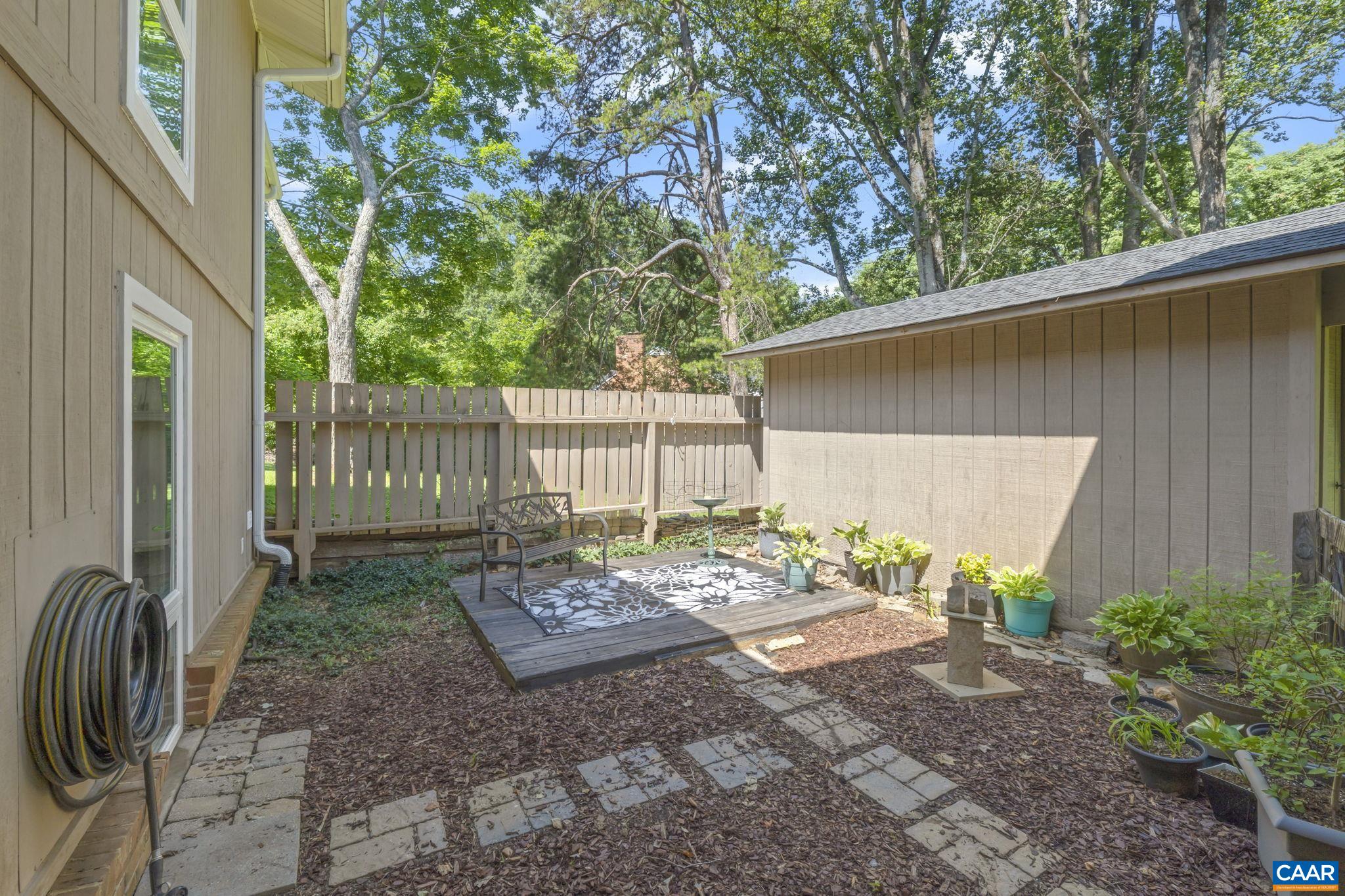 310 Gloucester Road Charlottesville, VA 22901 - Photo 36 of 56 Gallery Image 36
