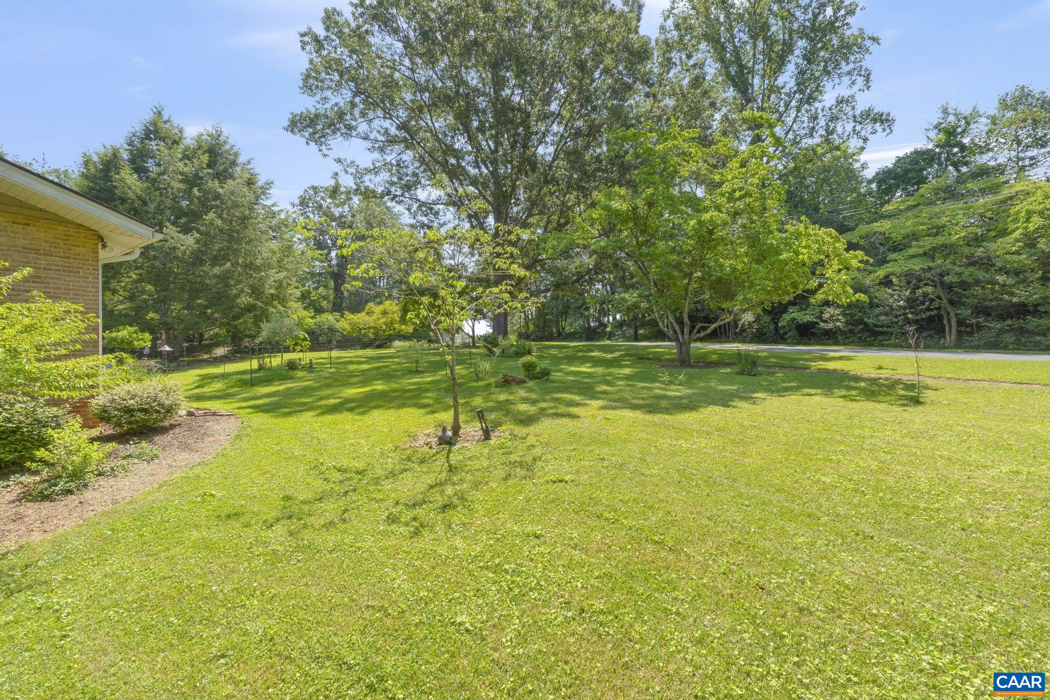 310 Gloucester Road Charlottesville, VA 22901 - Photo 54 of 56 Gallery Image 54