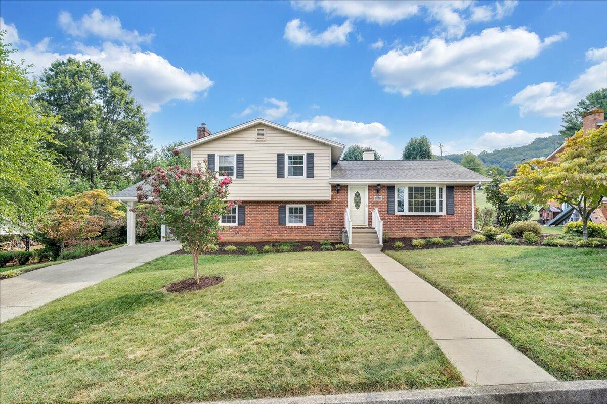 5844 Castle Rock Road Roanoke, VA 24018 - Photo 42 of 43 43-MIB05054