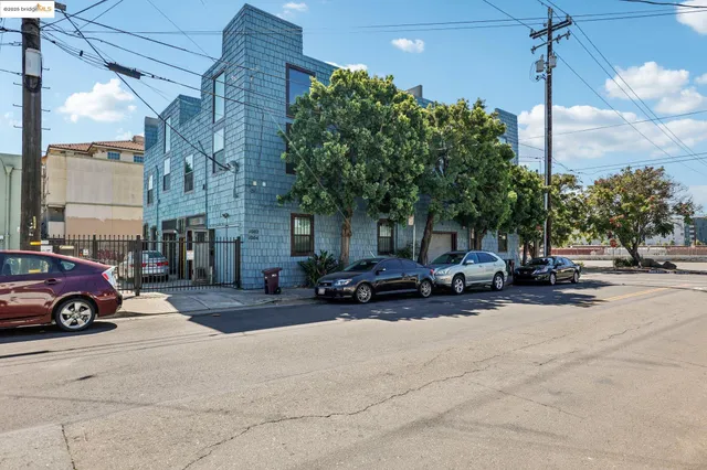 $599,950 | 1004 9th Avenue, Oakland, CA 94606