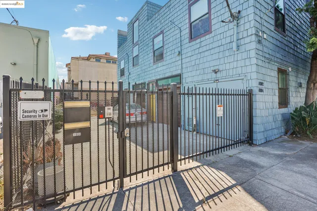 $599,950 | 1004 9th Avenue, Oakland, CA 94606