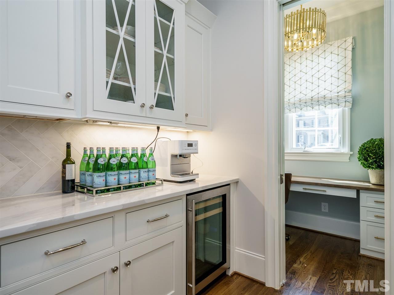 313 Forsyth Street Raleigh, NC 27609 - Photo 12 of 30