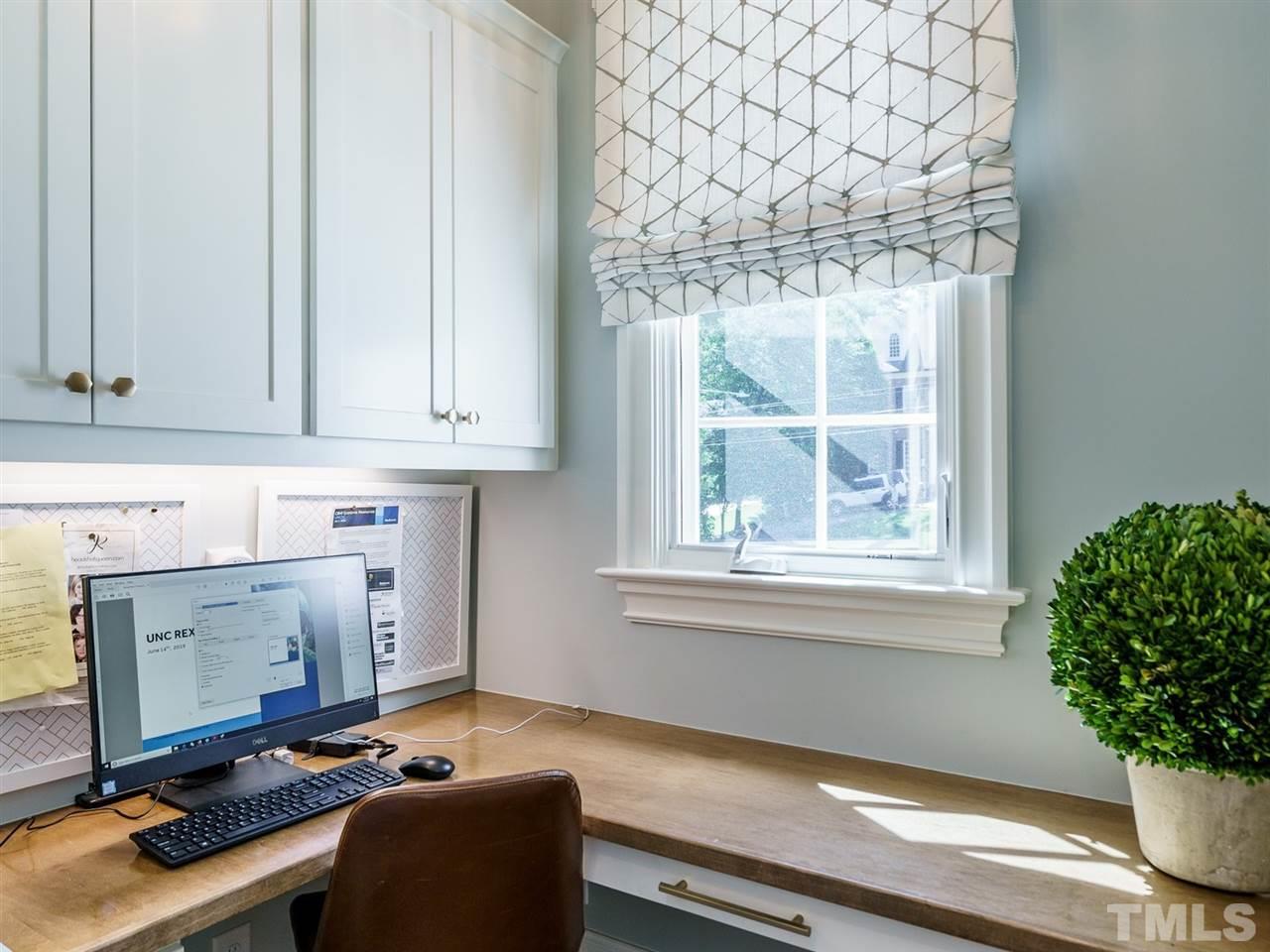 313 Forsyth Street Raleigh, NC 27609 - Photo 13 of 30