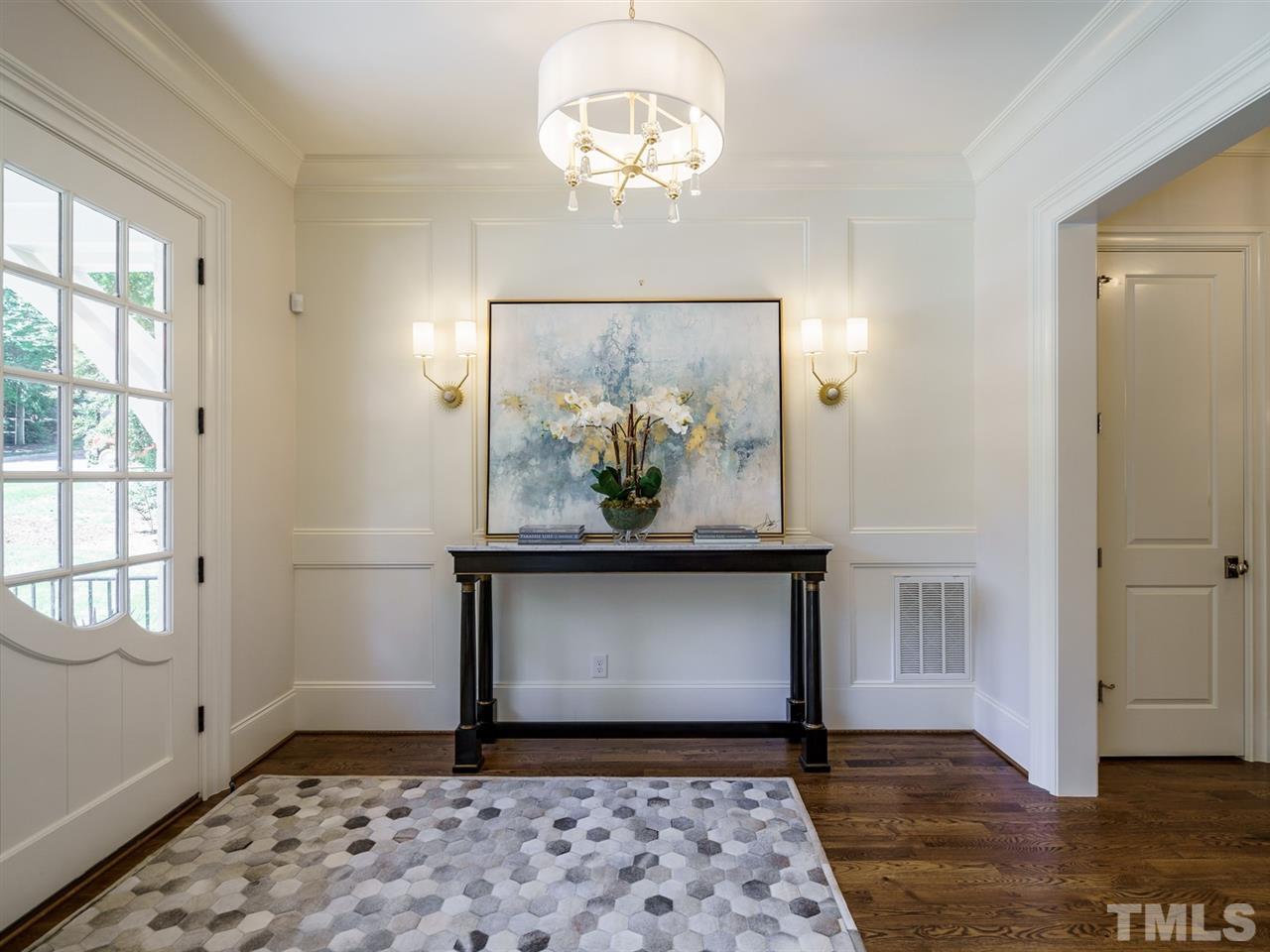 313 Forsyth Street Raleigh, NC 27609 - Photo 3 of 30