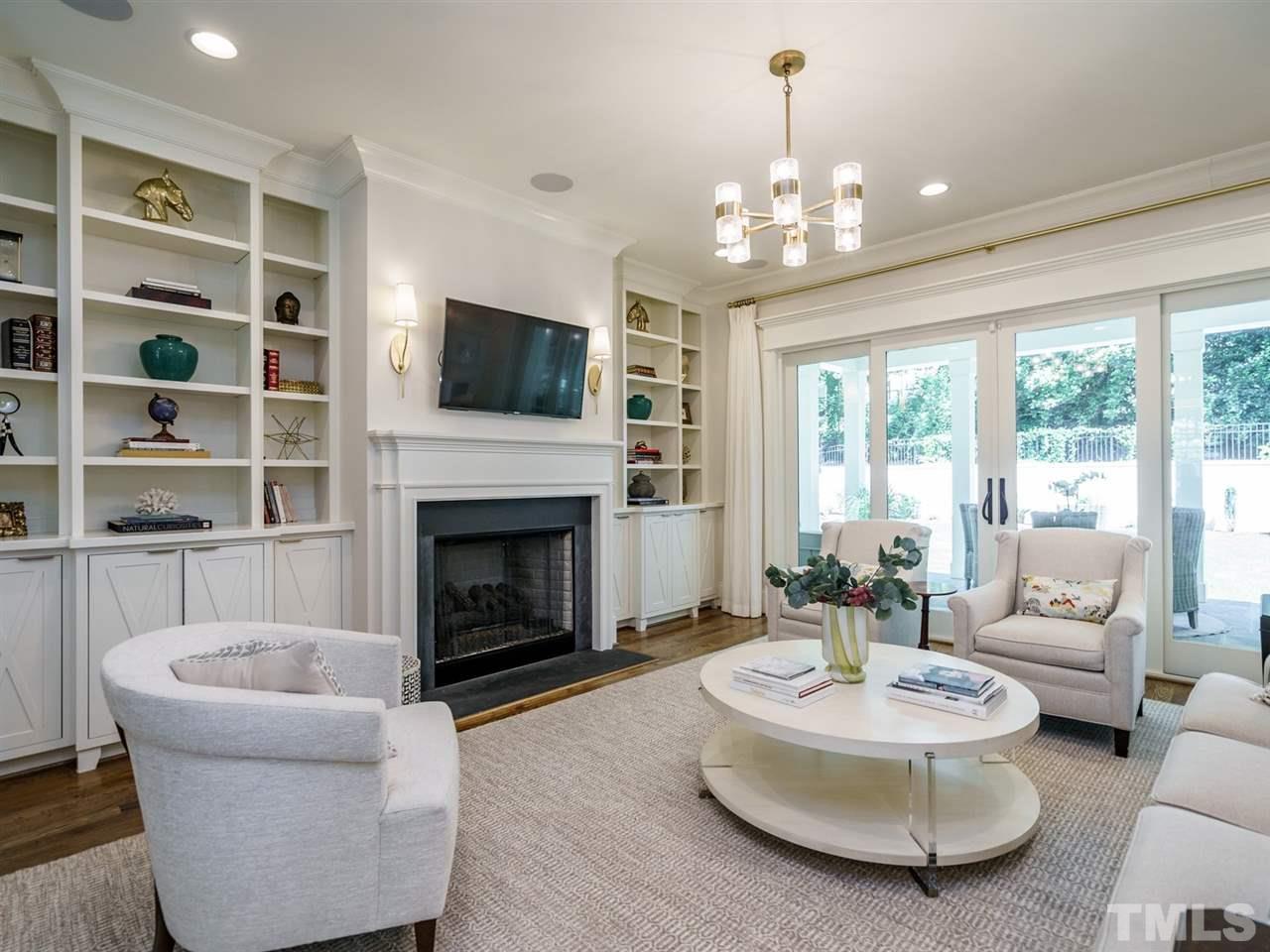 313 Forsyth Street Raleigh, NC 27609 - Photo 5 of 30