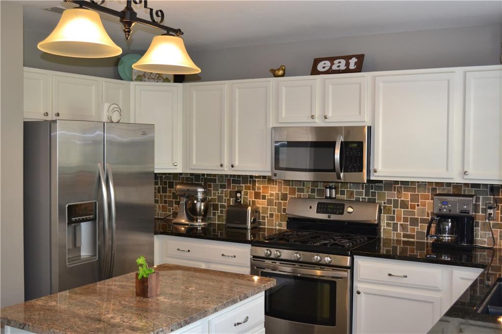 12906 Pleasant View Lane Fishers, IN 46038 - Photo 5 of 17