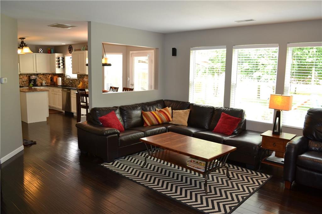 12906 Pleasant View Lane Fishers, IN 46038 - Photo 8 of 17