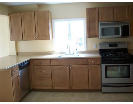 190 Arnold Road Marshfield, MA 02050 - Photo 6 of 11 Gallery Image 6