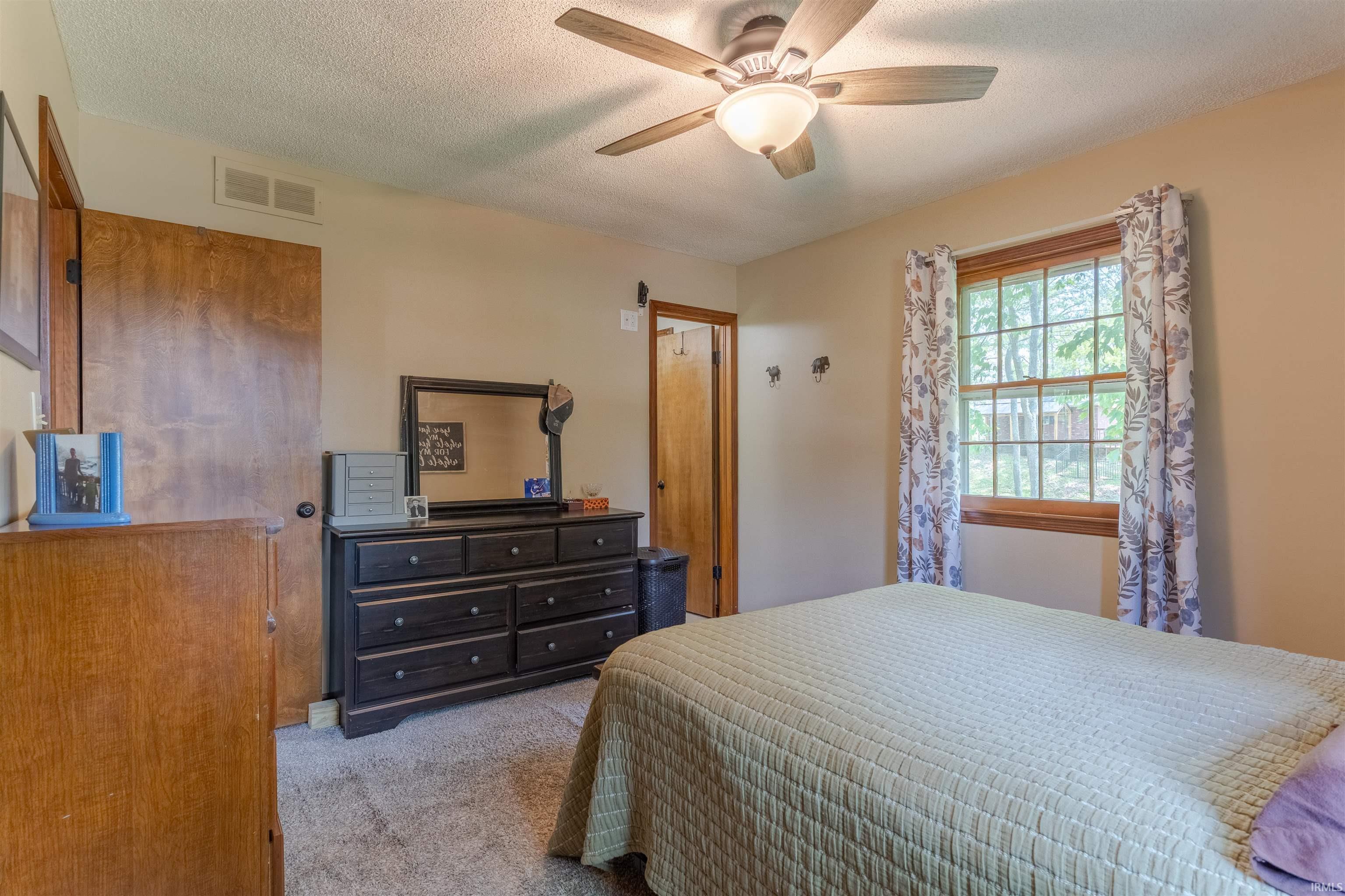 1220 Schenk Road Evansville, IN 47710 - Photo 17 of 36