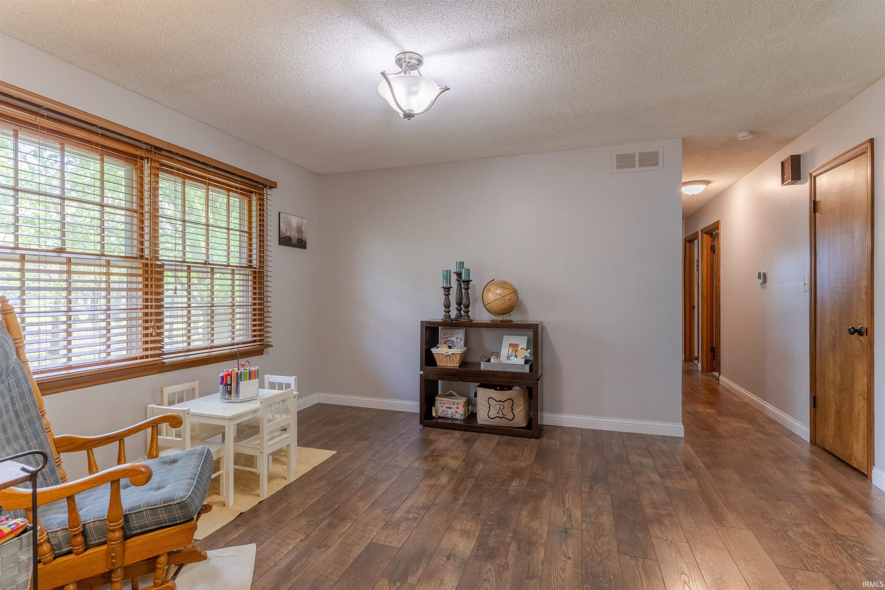 1220 Schenk Road Evansville, IN 47710 - Photo 7 of 36