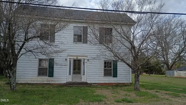 $130,000 | 325 North Asheboro Street, Liberty, NC 27298