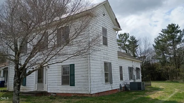 $130,000 | 325 North Asheboro Street, Liberty, NC 27298
