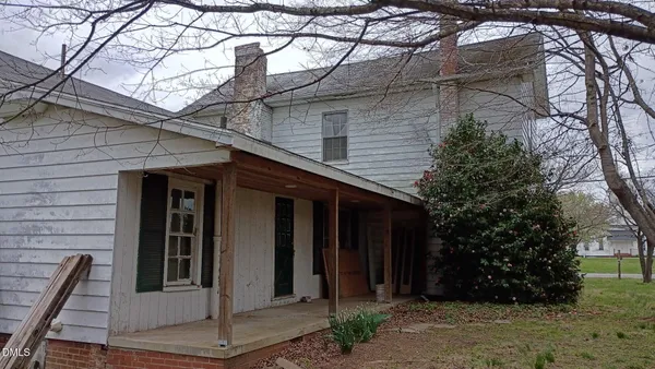 $130,000 | 325 North Asheboro Street, Liberty, NC 27298
