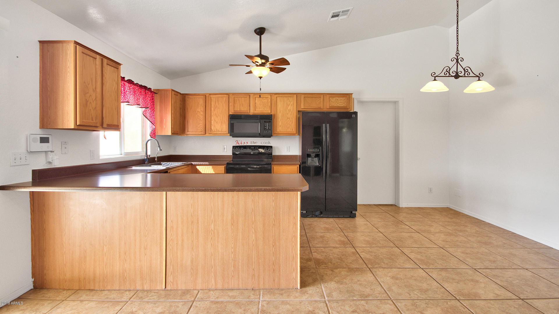 10827 East Cholla Road Mesa, AZ 85207 - Photo 14 of 39 15