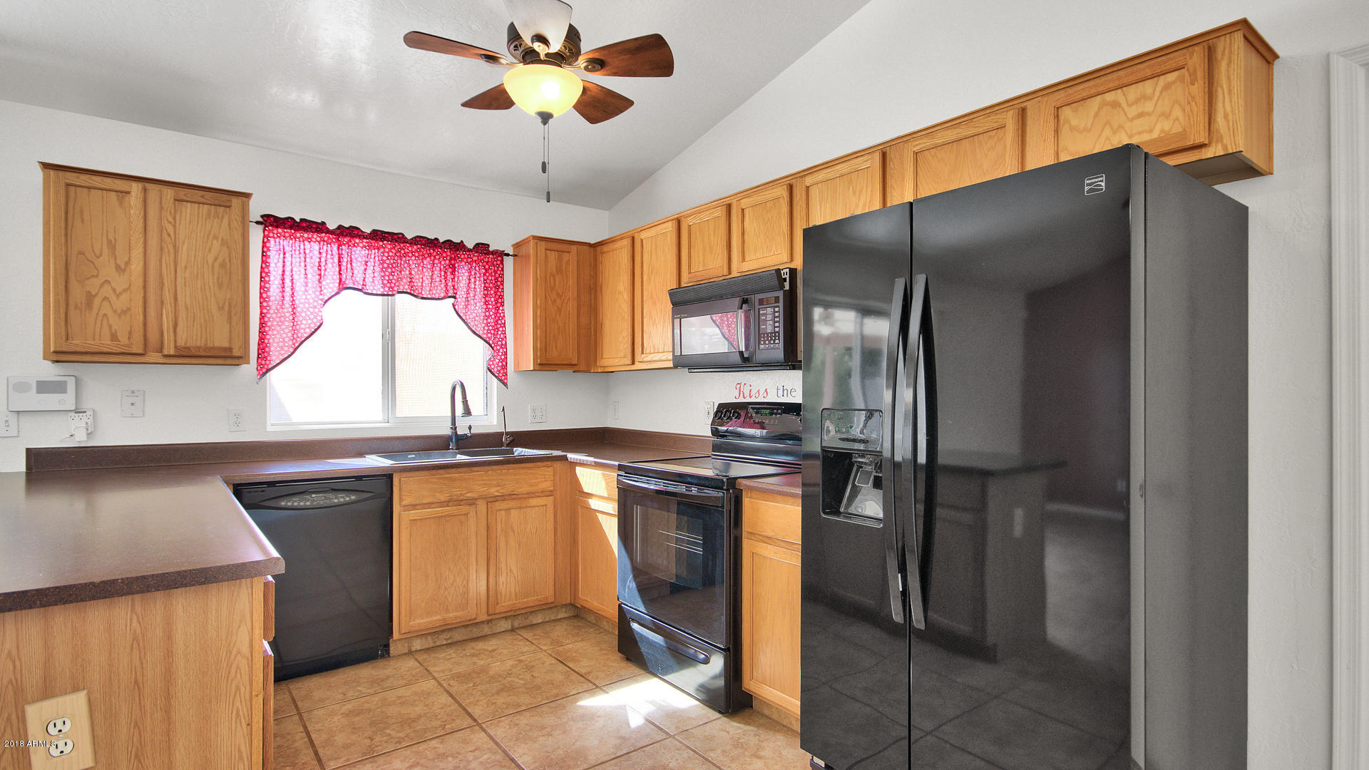 10827 East Cholla Road Mesa, AZ 85207 - Photo 15 of 39 16