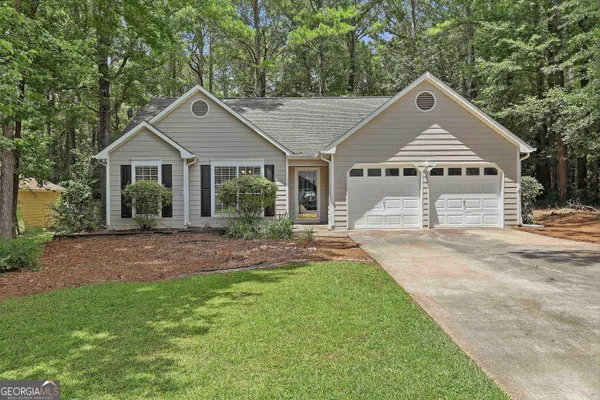 $2,525 | 518 Longwood Lane, Peachtree City, GA 30269
