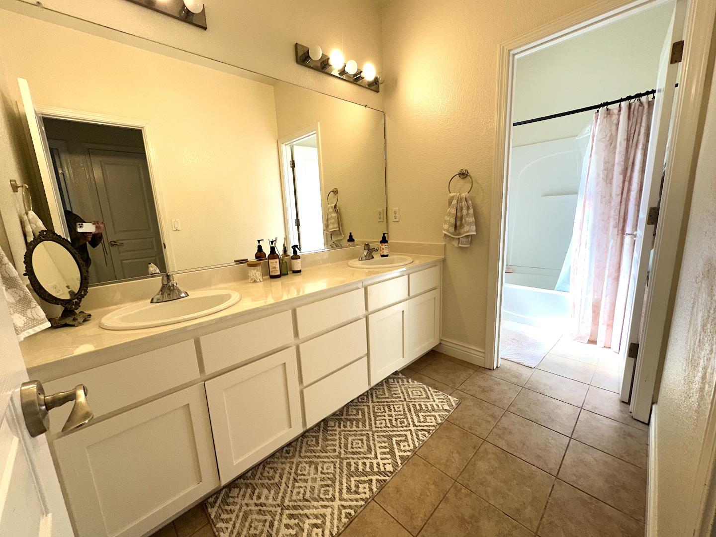 718 Roble Street Watsonville, CA 95076 - Photo 17 of 36