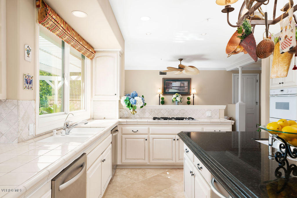 11120 Presilla Road Camarillo, CA 93012 - Photo 19 of 82 DSC07831