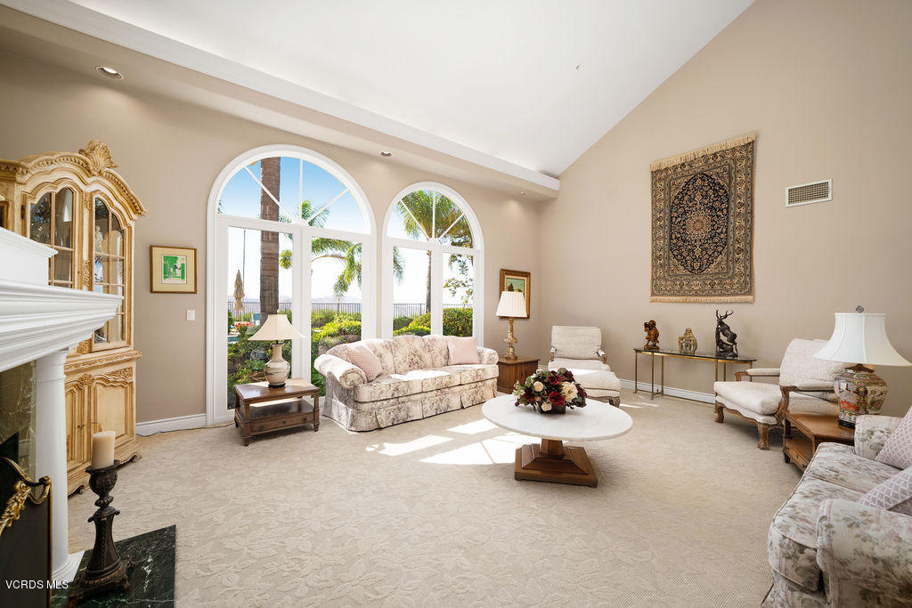 11120 Presilla Road Camarillo, CA 93012 - Photo 7 of 82 DSC07788