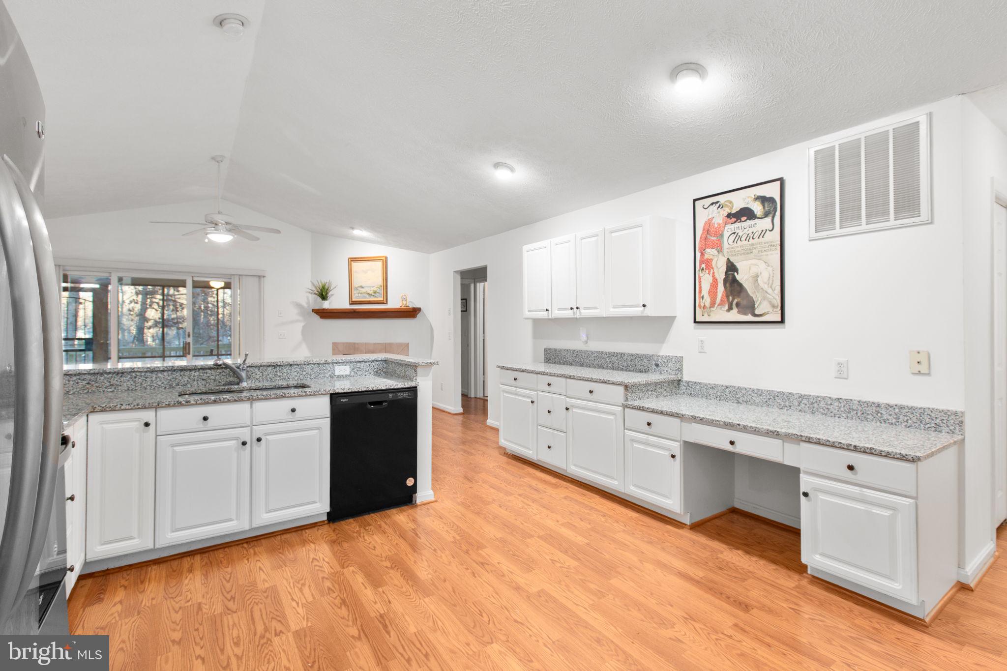 141 Green Street Locust Grove, VA 22508 - Photo 13 of 41