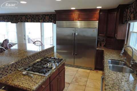 3455 Riverside Drive Port Huron, MI 48060 - Photo 19 of 45 20401230-18.JPG