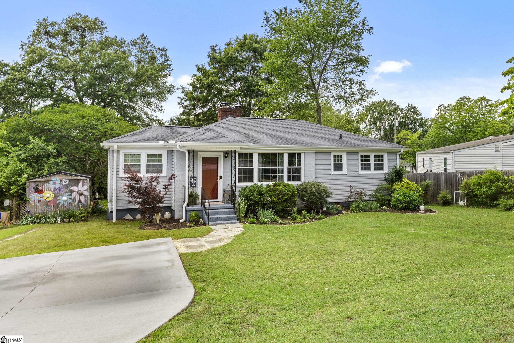 306 Legrand Boulevard Greenville, SC 29607 - Photo 2 of 27 Gallery Image 2