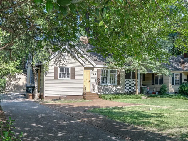 a house view with a outdoor space