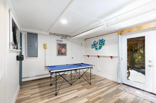 $364,500 | 145 21st Avenue Northwest, Hickory, NC 28601