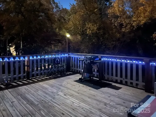 $364,500 | 145 21st Avenue Northwest, Hickory, NC 28601