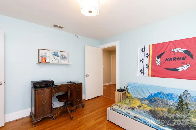 $364,500 | 145 21st Avenue Northwest, Hickory, NC 28601