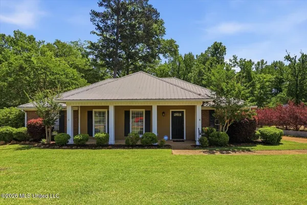 $275,000 | 602 Treeline Drive, Brandon, MS 39042