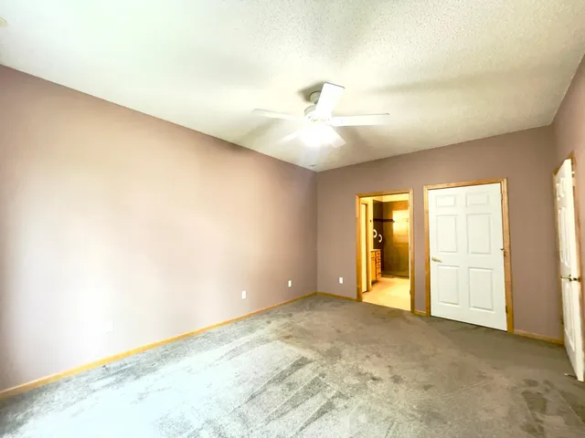 $2,200 | 12022 Vermillion Street Northeast, Unit B, Blaine, MN 55449