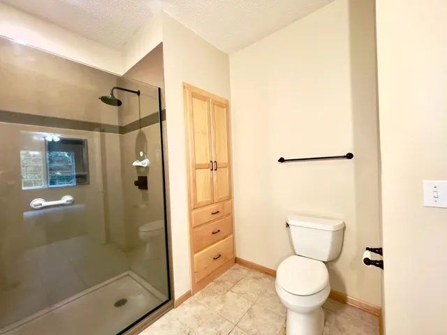 $2,200 | 12022 Vermillion Street Northeast, Unit B, Blaine, MN 55449