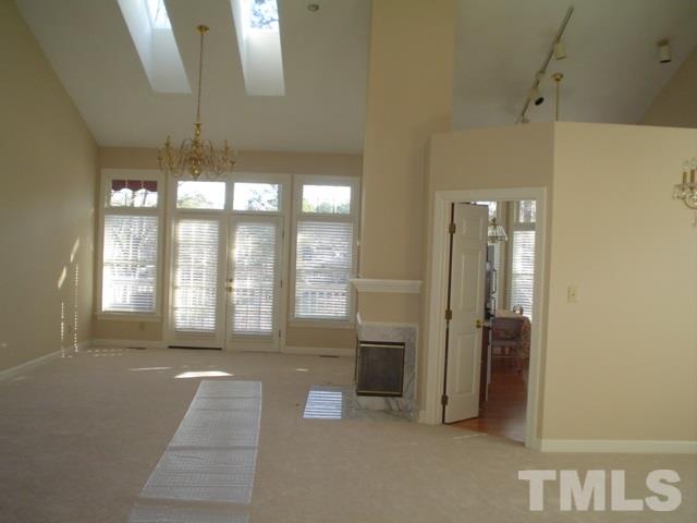 10037 Goodview Court Raleigh, NC 27613 - Photo 4 of 8