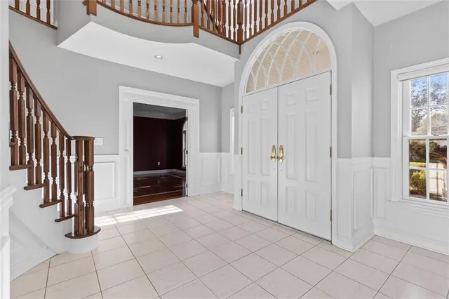 a view of entryway and hall