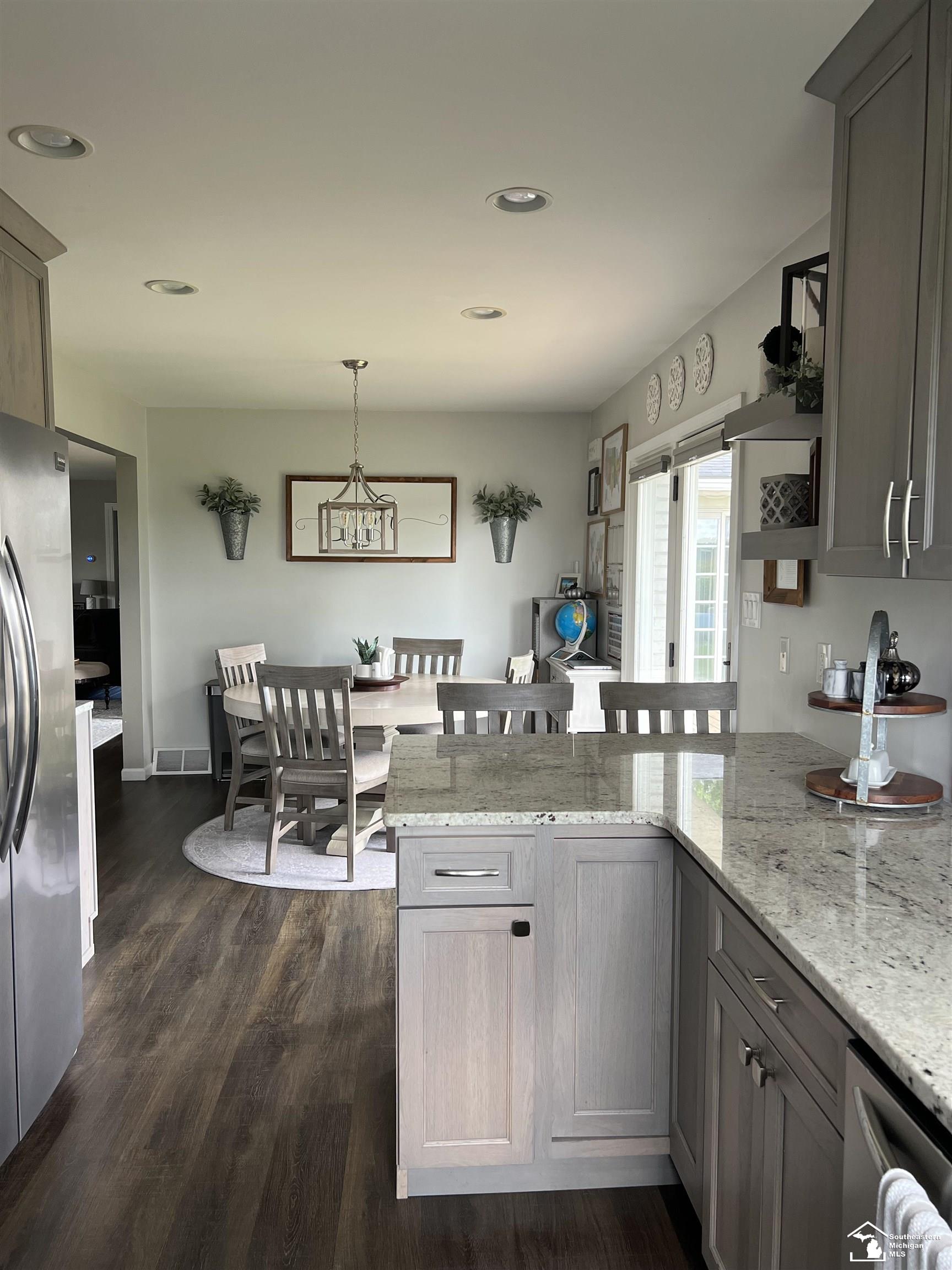 4272 Willow Road Milan, MI 48160 - Photo 7 of 47 50132567-ad1474f0-f982-486e-81cf-4f8445e64dec.JPG