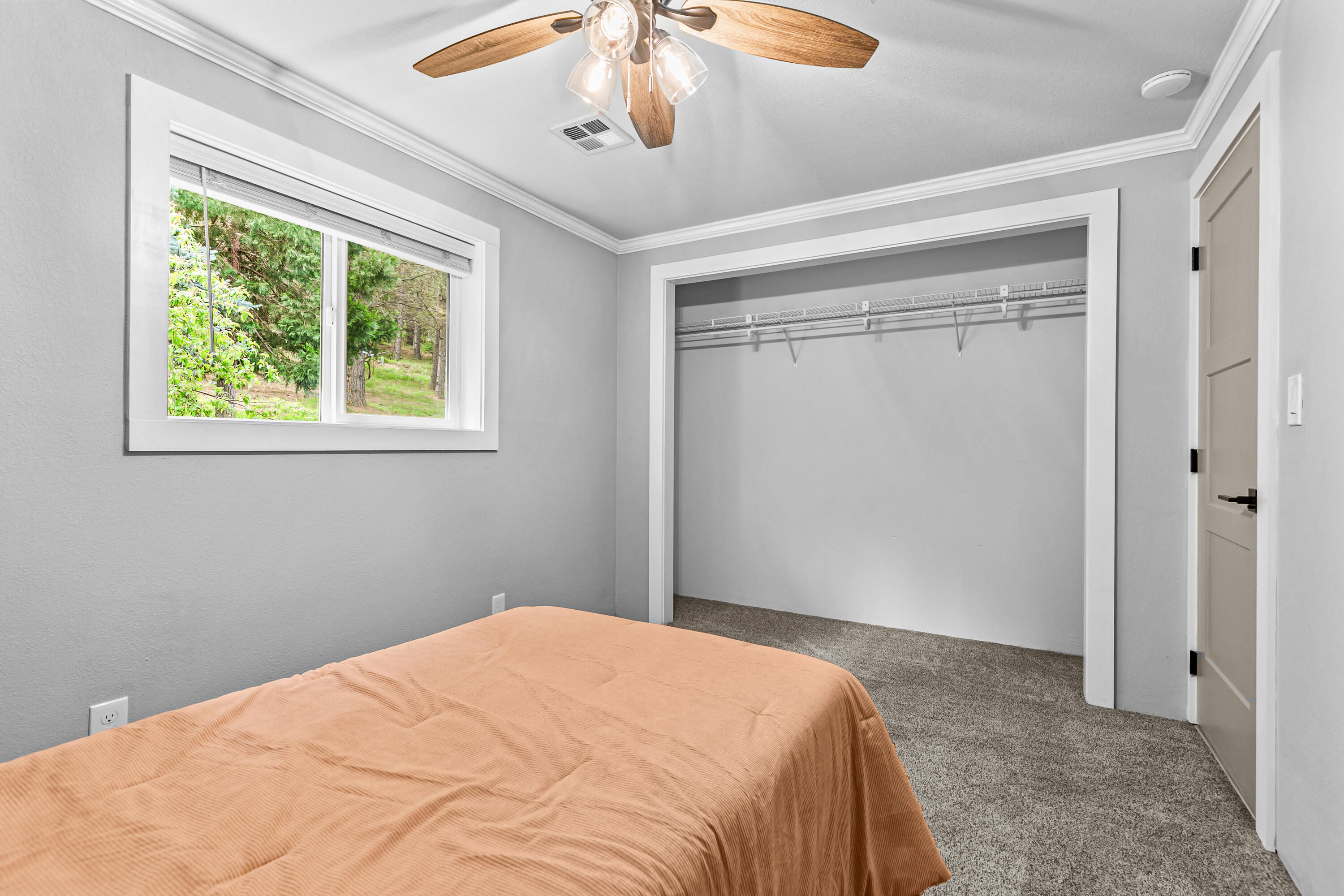 4131 West Griffin Creek Road Medford, OR 97501 - Photo 23 of 41 9R9A1210