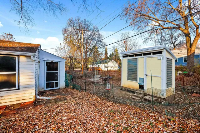 $399,000 | 725 North Meadow Lane, Madison, WI 53705