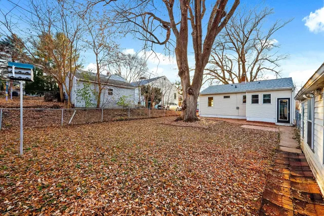 $399,000 | 725 North Meadow Lane, Madison, WI 53705